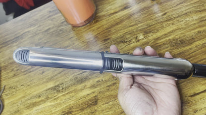 Roro’s sleek curling flat iron